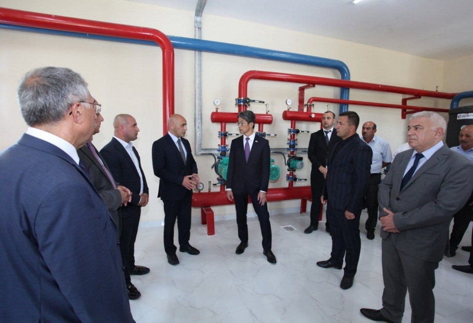 Bərdənin Mollalı kənd orta məktəbində mərkəzləşdirilmiş istilik sistemi və isti su təchizatı yenidən qurulub