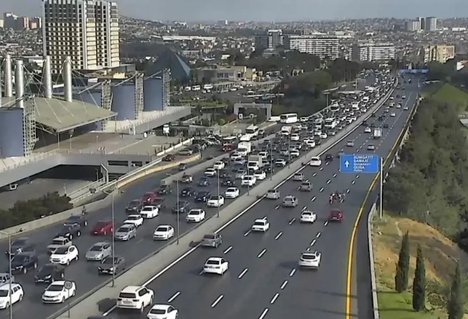 Bakıda hazırda sıxlıq müşahidə edilən yollar