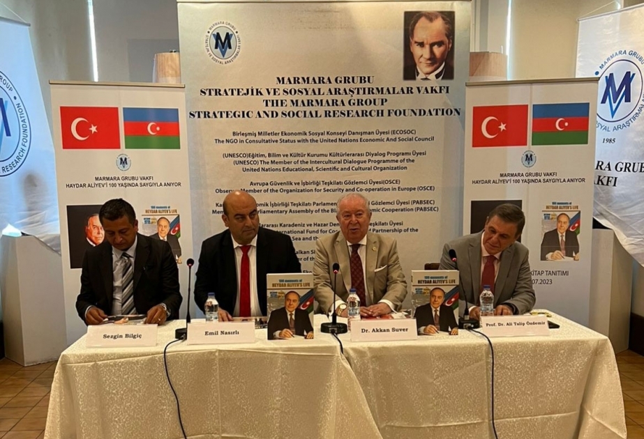Istanbul hosts presentation of “100 moments of Heydar Aliyev’s life” book
