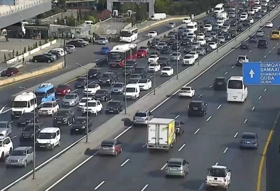 Bakıda hazırda sıxlıq müşahidə edilən yollar