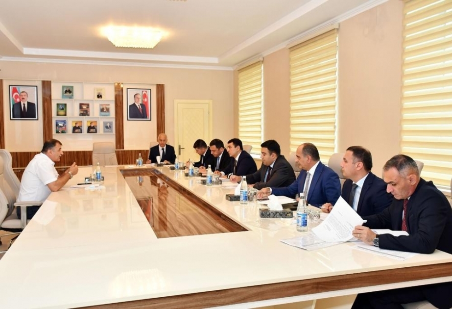 Mədəniyyət naziri Lənkəranda vətəndaşları qəbul edib