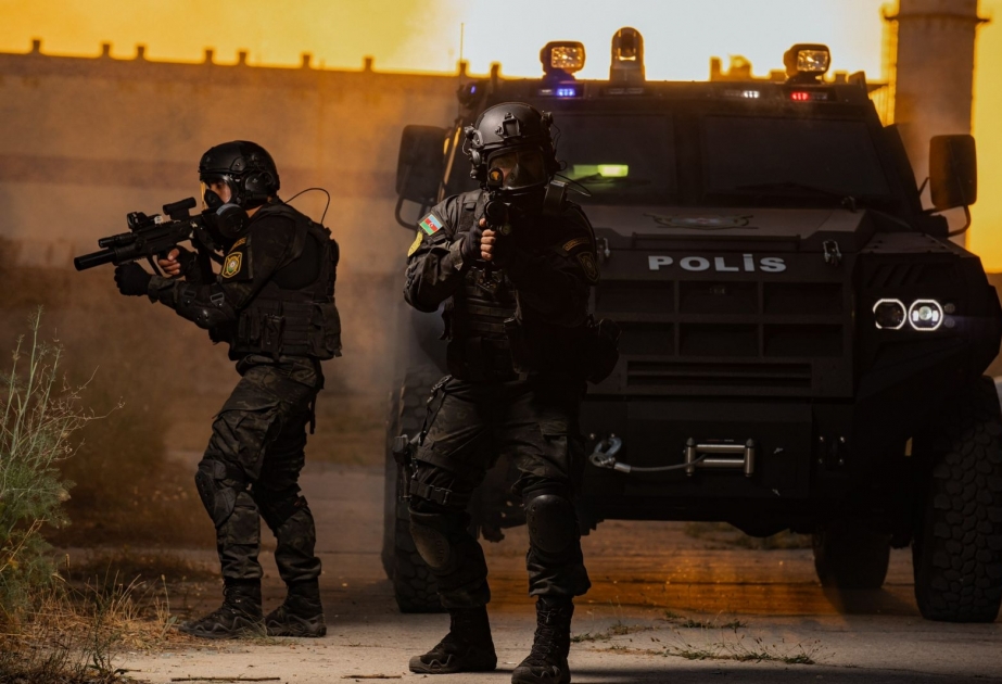 Cinayətkarlara qarşı mübarizədə polisin qəhrəmanlıq və fədakarlıq nümayiş etdirdiyini unutmamalıyıq -  Şərh