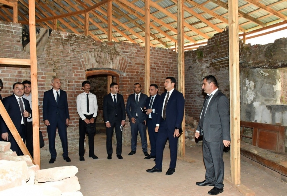Mədəniyyət naziri Adil Kərimli Lənkəran şəhərindəki Dairəvi qalaya baxış keçirib
