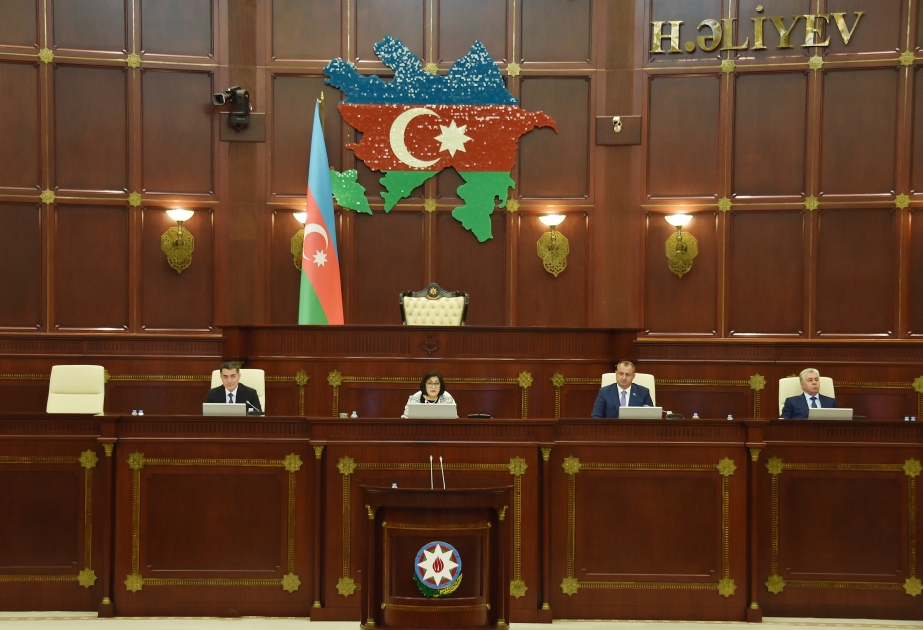 Milli Məclisin növbədənkənar sessiyası başa çatıb