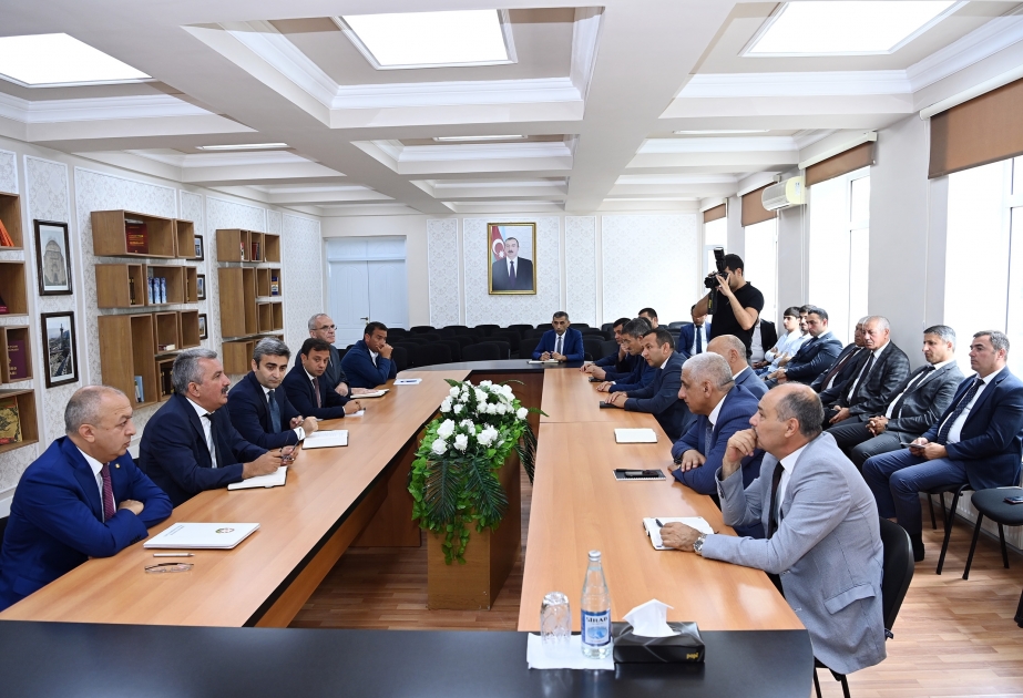 “Azərişıq” ASC Şamaxıda sahibkarlarla görüş keçirib