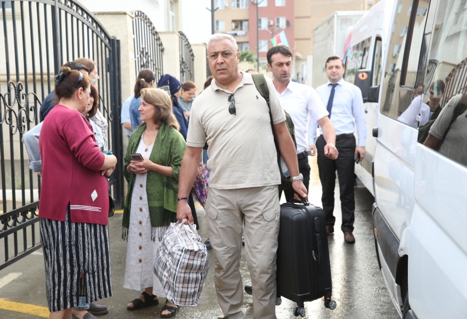 El retorno de los ex desplazados internos a la ciudad restaurada de Lachin continúa