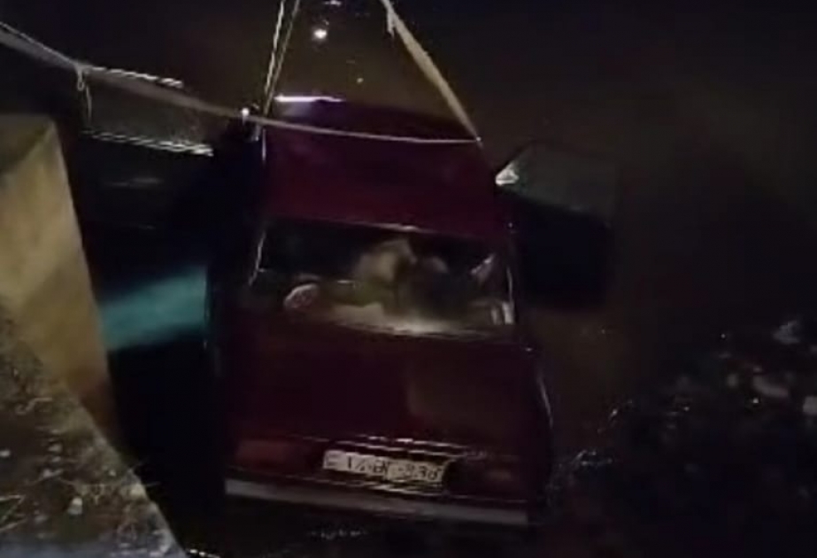 İmişlidə avtomobil kanala düşüb, sürücü ölüb