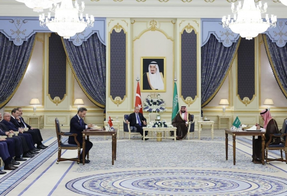 Türkiye, Saudi Arabia sign deals on investment, defense, energy, communications