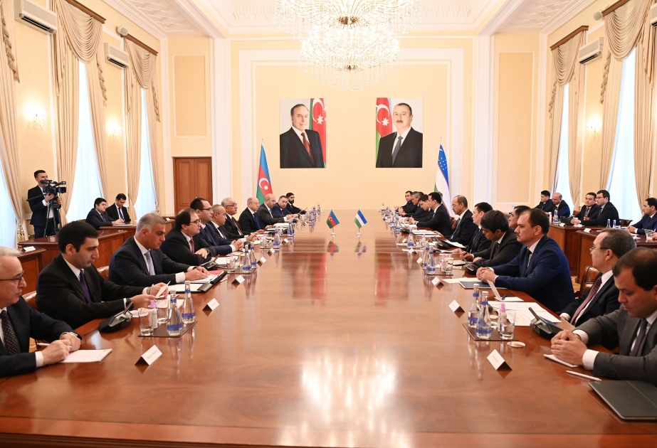 Azerbaijani PM meets with his Uzbek counterpart