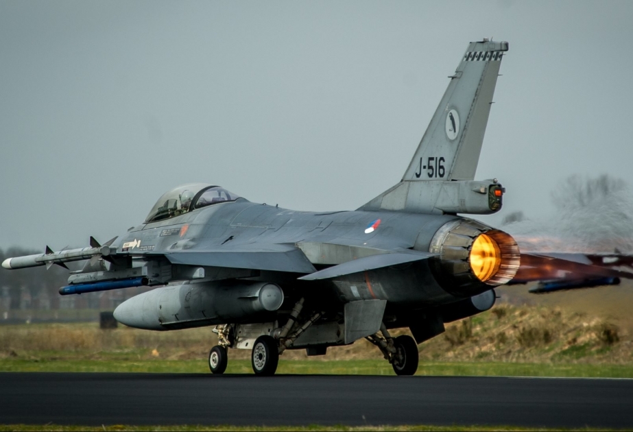 ABŞ: Ukraynalı pilotların F-16 qırıcılarında təlimi sürətlə həll ediləcək