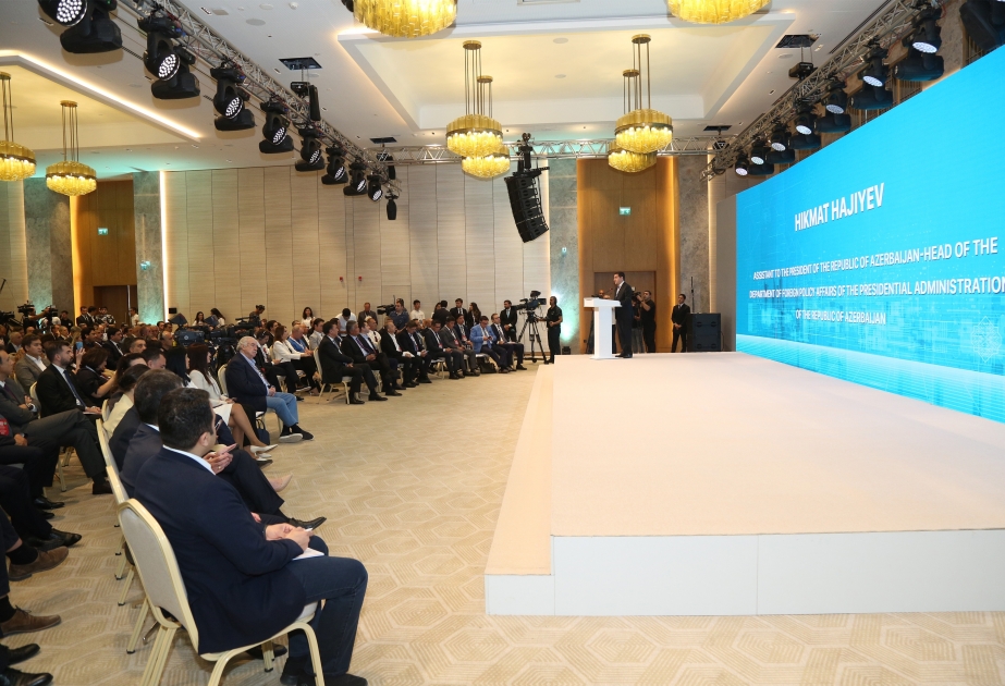 Continúan las sesiones del Foro Global de Medios de Comunicación celebrado en Shusha