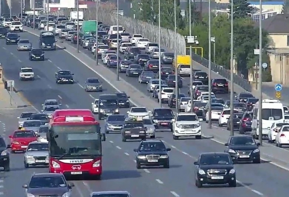 Bakıda hazırda sıxlıq müşahidə edilən yollar
