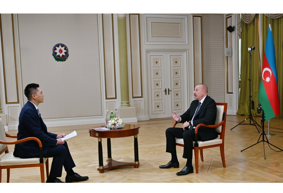 Presidente Ilham Aliyev: "Estamos aumentando la capacidad de manejo de carga del Puerto Marítimo de Comercio hasta 25 millones de toneladas"
