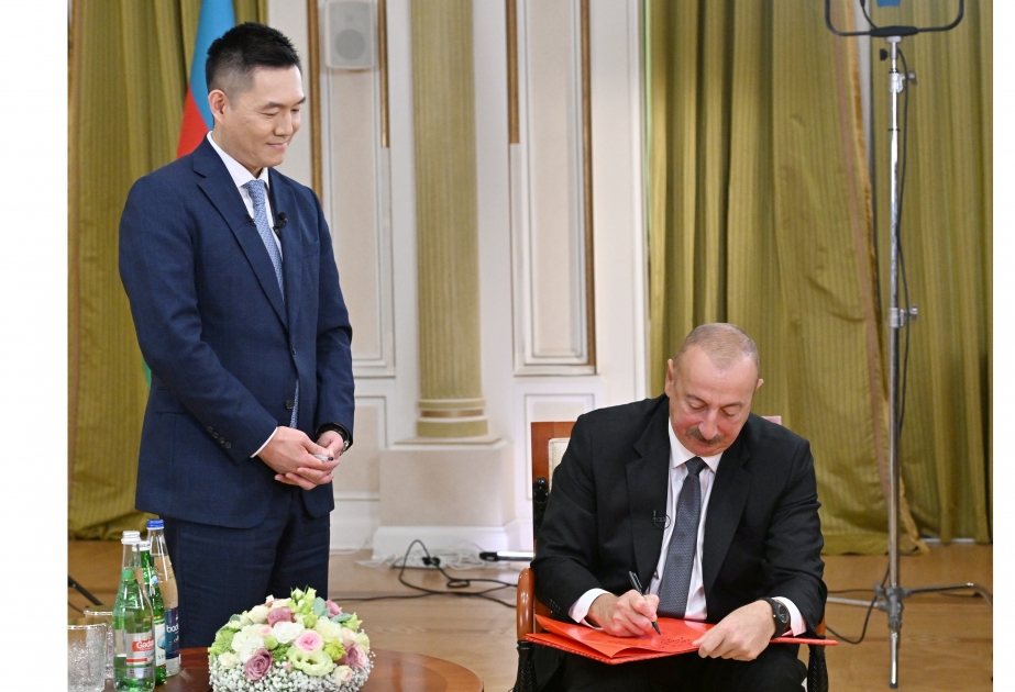 الرئيس إلهام علييف: العلاقات الصينية الأذربيجانية في المستوى الممتاز