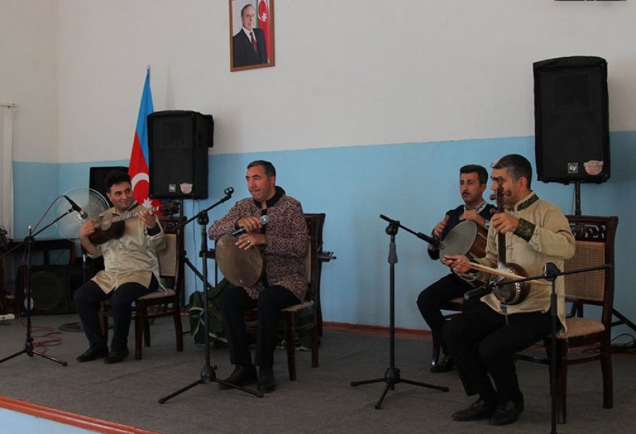 Musiqi kollektivlərinin regionlara qastrol səfərləri davam edir