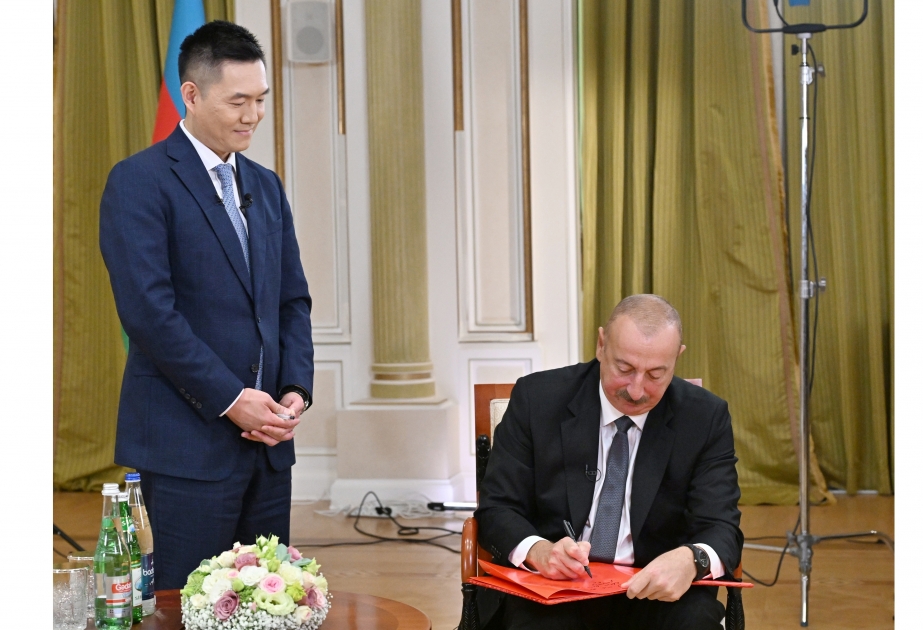 Presidente: “Hace relativamente poco, las relaciones entre Azerbaiyán y China se han intensificado aún más”