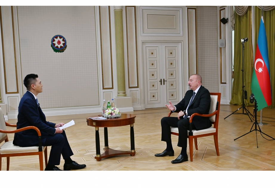 الرئيس الأذربيجاني: نعمل عملا فاعلا جدا على ممر زنكزور