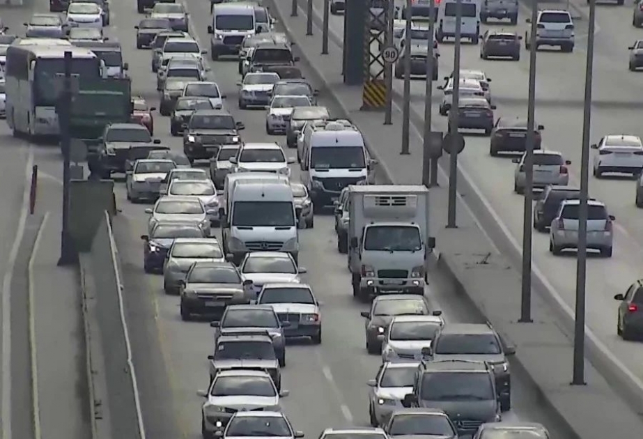 Bakıda hazırda sıxlıq müşahidə edilən yollar