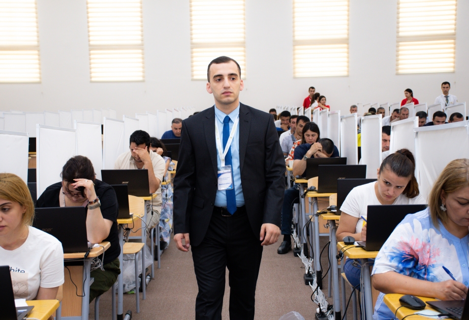 Agentlik: Direktor və direktor müavinlərinin işə qəbulu imtahanında 420 nəfər iştirak edib