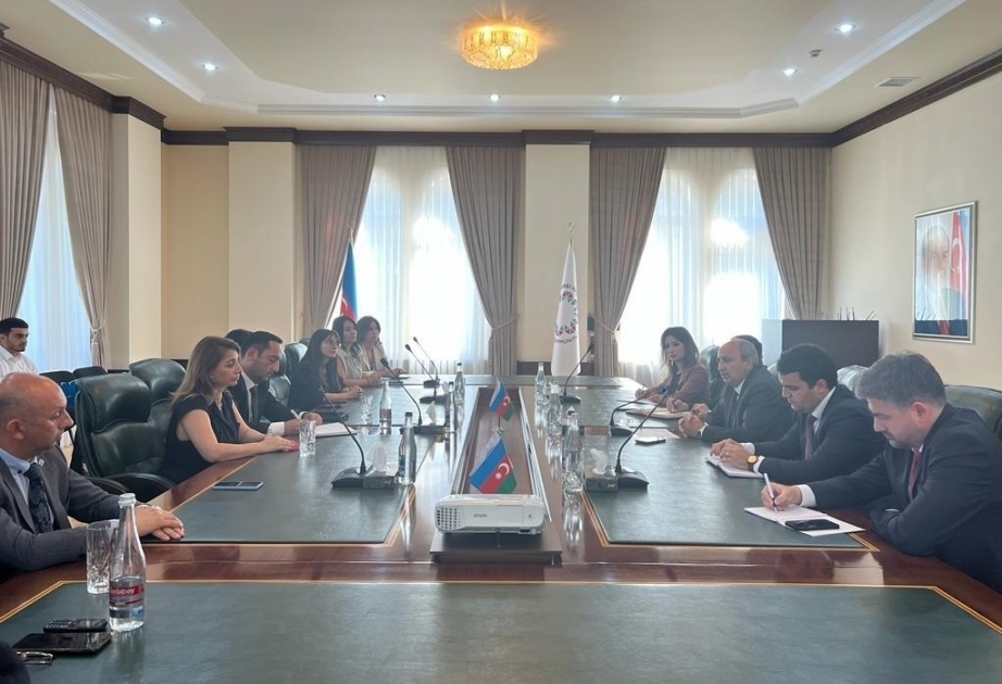 Состоялось обсуждение путей пропаганды истории и культуры Западного Азербайджана через туристический сектор