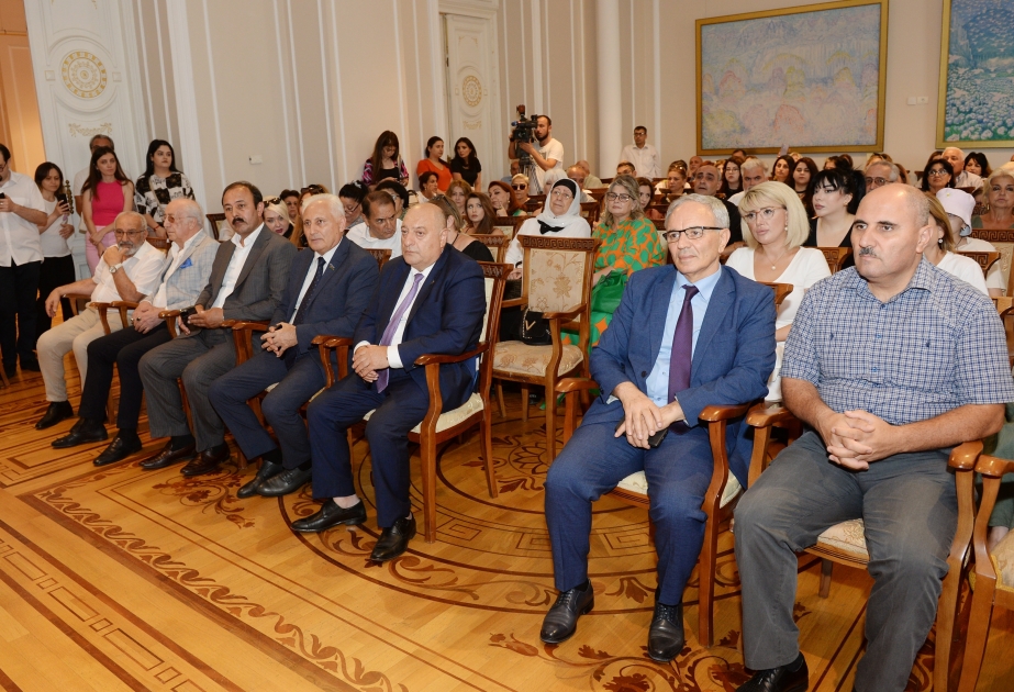 «Народная мудрость, народное искусство» - выставка, посвященная 100-летию великого лидера
