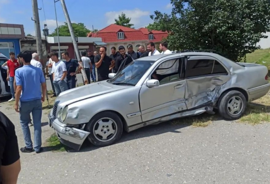 Qubada baş verən avtoqəzada 3 nəfər xəsarət alıb