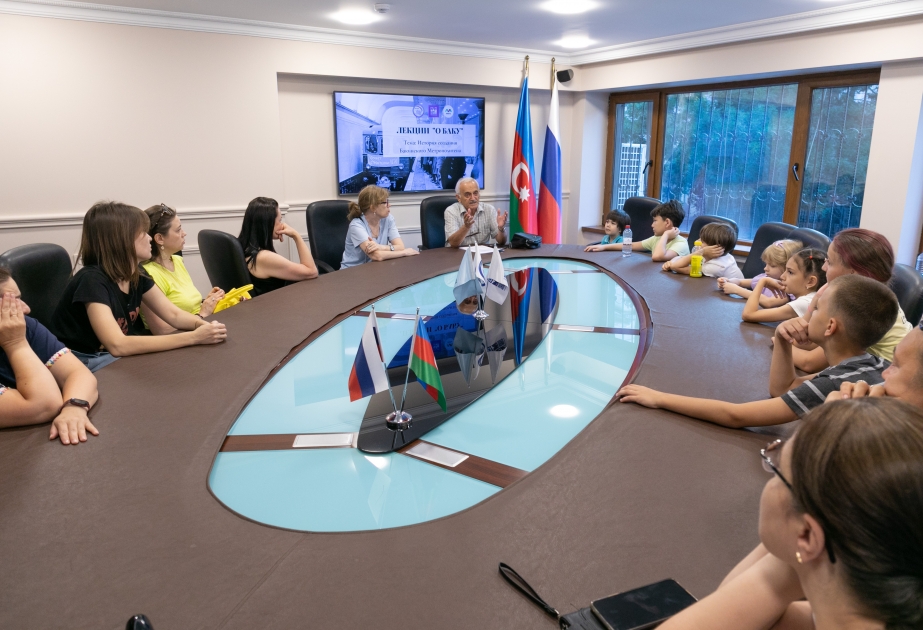 В Русском доме в Баку состоялась лекция, посвященная истории Бакинского метрополитена