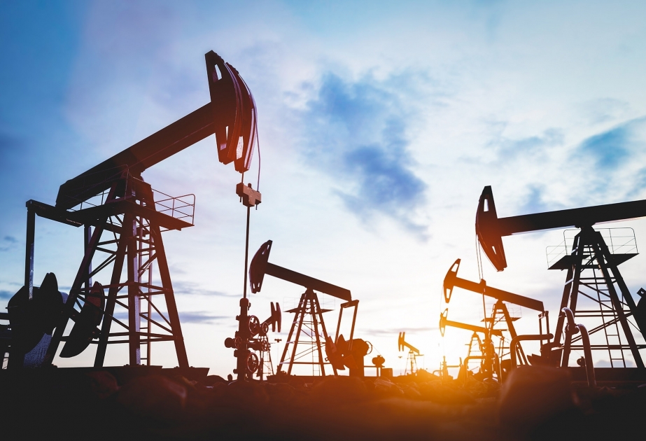 Azerbaijani oil price surge in world markets