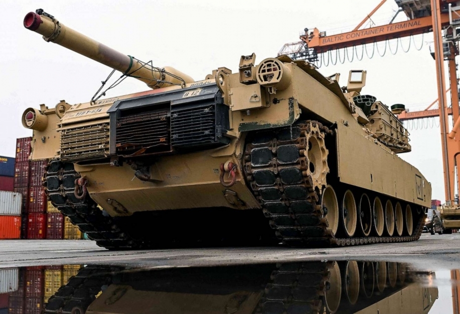 U.S. expects to begin delivering Abrams tanks to Ukraine in September