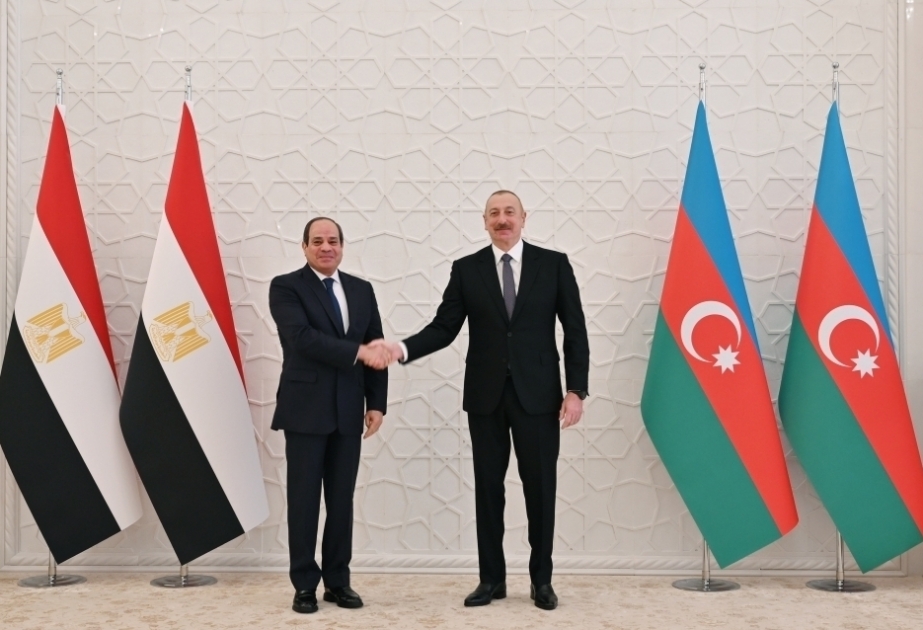 伊利哈姆·阿利耶夫总统：阿塞拜疆和埃及两国人民间有着传统友好关系