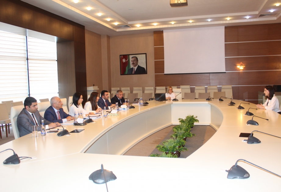 Daşınmaz əmlakın qeydiyyatı ilə bağlı Qəbələdə vətəndaşlarla görüş olub
