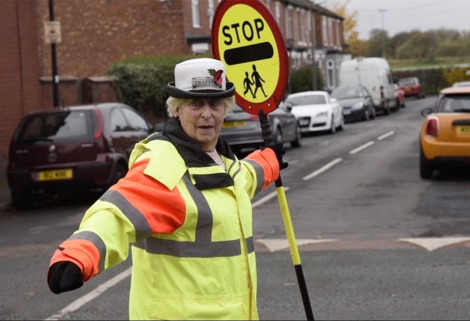 Британское правительство предлагает увеличить время перехода через дорогу с целью помощи людям с ограниченной подвижностью