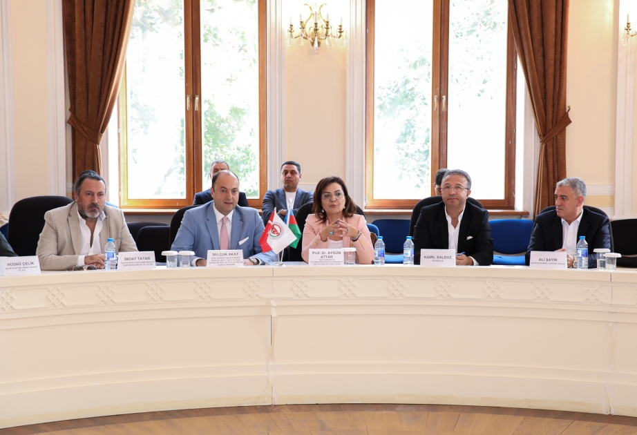 Bakıda “Bir millət, iki dövlət fəlsəfəsinin memarı - Ulu Öndər" mövzusunda Forum keçirilir