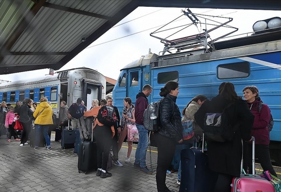 Müharibə başlayandan Polşaya keçən ukraynalıların sayı 14 milyonu ötüb