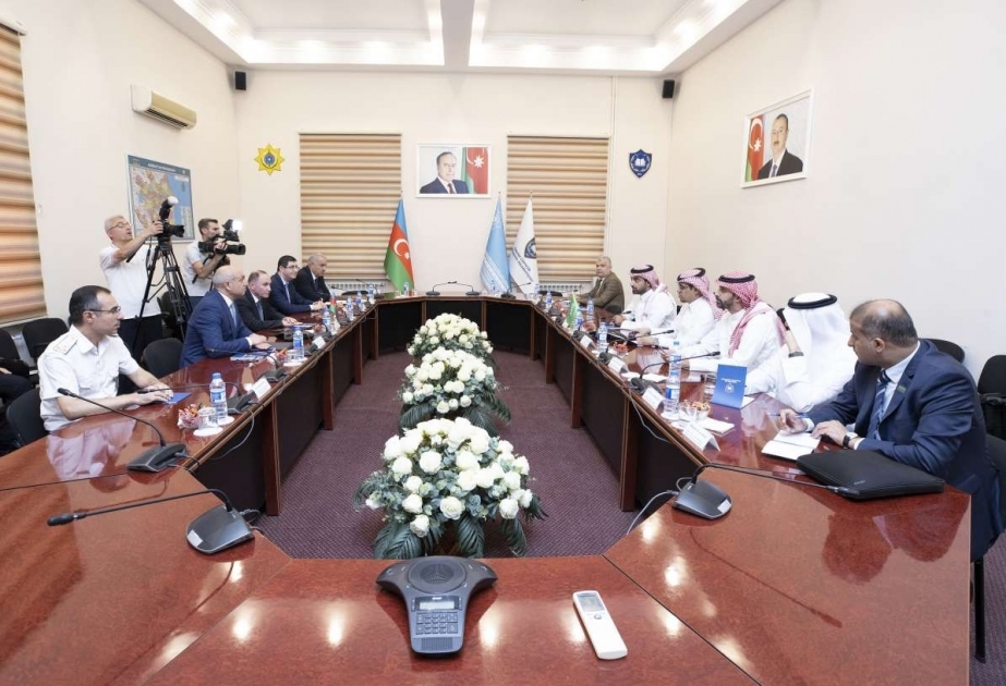 محافظ هيئة الزكاة والضريبة والجمارك السعودي يتعرف على فعاليات فروع لجنة الجمارك