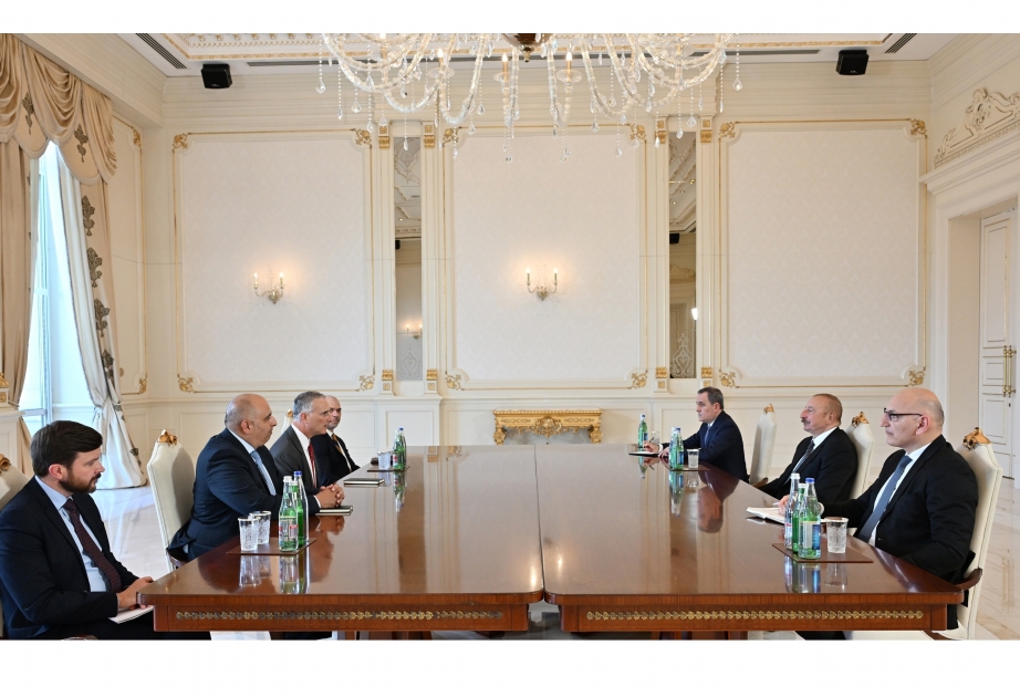 Präsident Ilham Aliyev empfängt Chefberater des US-Außenministeriums für Kaukasus-Verhandlungen VIDEO