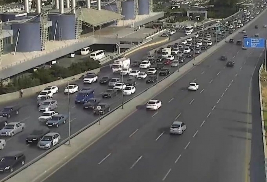 Bakıda hazırda sıxlıq müşahidə edilən yollar