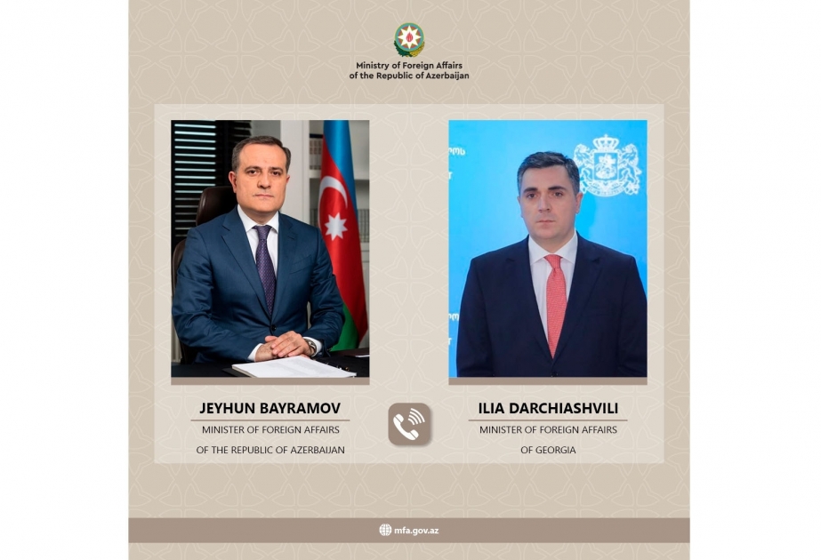 Los Ministros de Asuntos Exteriores de Azerbaiyán y Georgia mantuvieron una conversación telefónica
