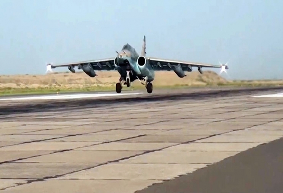 Aviones de la Fuerza Aérea de Azerbaiyán realizan vuelos de entrenamiento