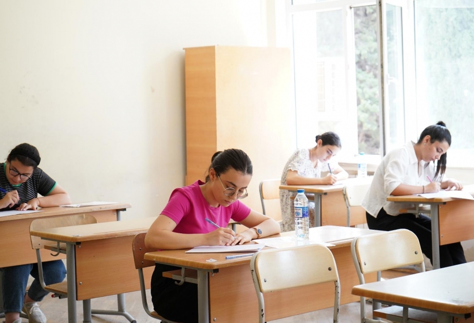 Jurnalistika ixtisası üzrə qabiliyyət imtahanı başa çatıb