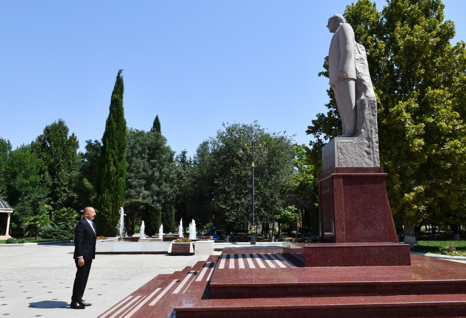 Ilham Aliyev ha realizado una visita al distrito de Samukh