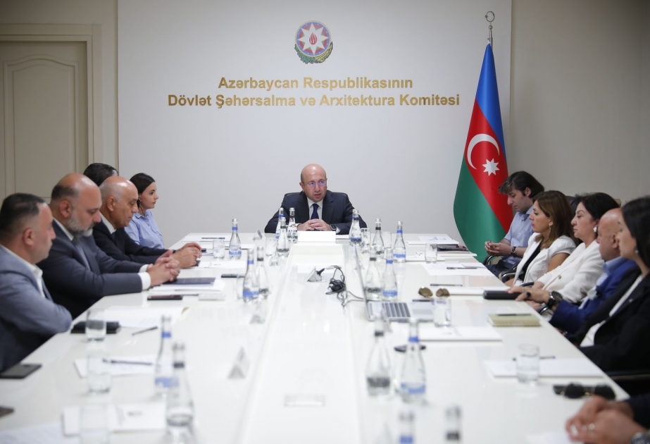 Qəzalı vəziyyətdə olan abidələrin bərpası məsələlərinə dair fikir mübadiləsi aparılıb