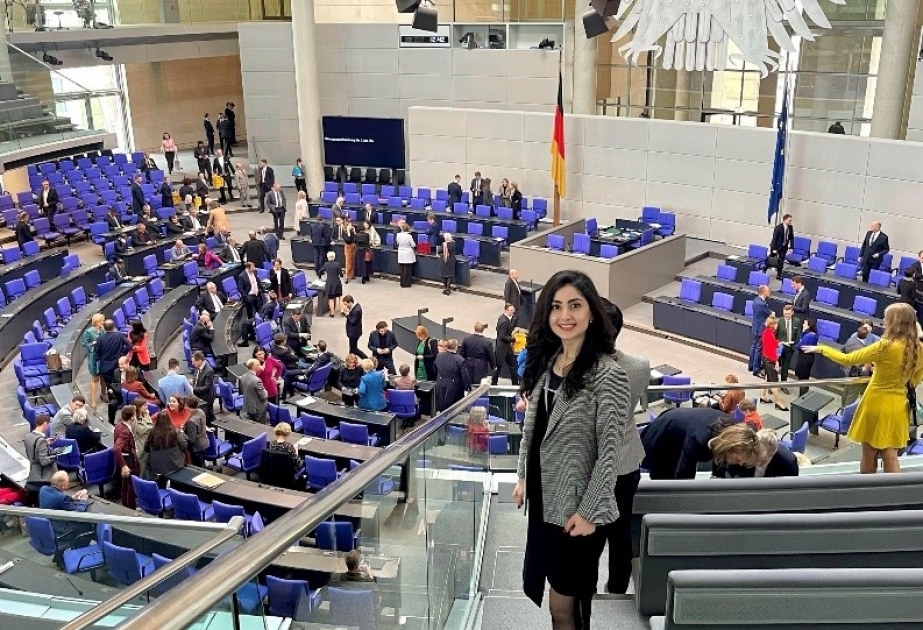 Azərbaycan nümayəndələri Almaniya Bundestaqında təcrübə keçiblər