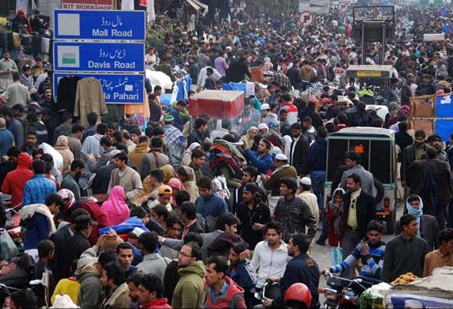 Pakistan’s population rises to 241.49 million with 2.55% growth