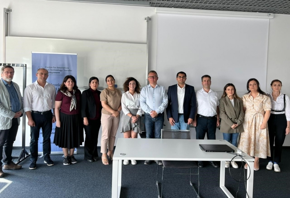 Təhsil qurumlarının nümayəndələri Varşavada innovasiya mərkəzlərinin fəaliyyəti ilə tanış olublar