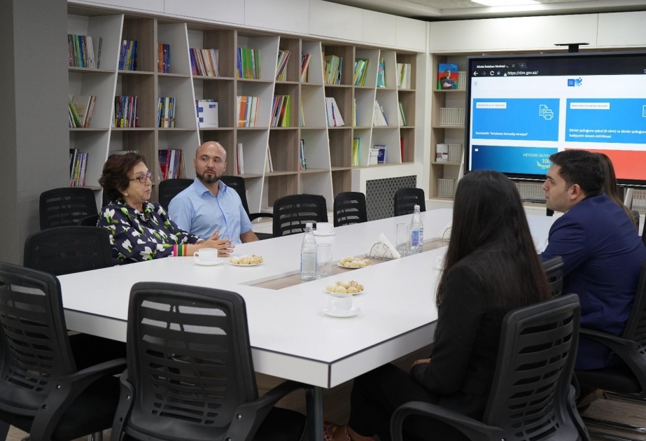 DİM rəhbəri üçüncü “Yüksəliş” müsabiqəsinin eksperti və bir qrup finalçıları ilə görüşüb