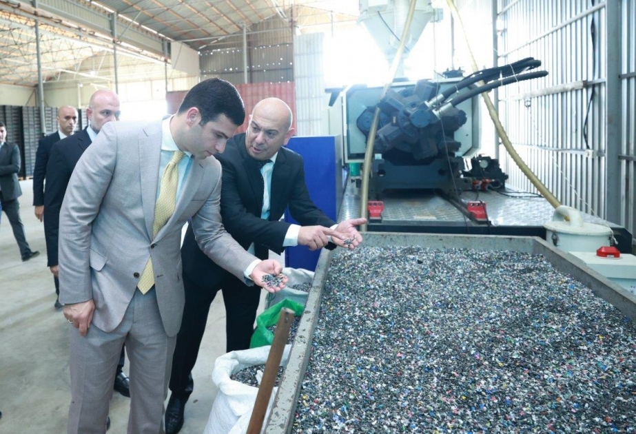 KOBİA nümayəndələri Qazaxda istehsal müəssisəsində və satış mərkəzində olublar