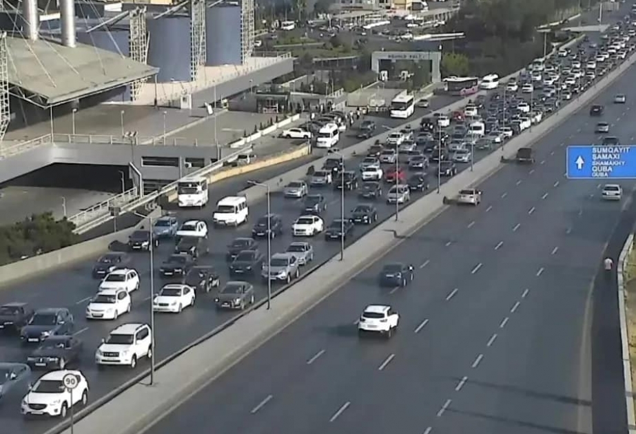 Bakıda hazırda sıxlıq müşahidə edilən yollar