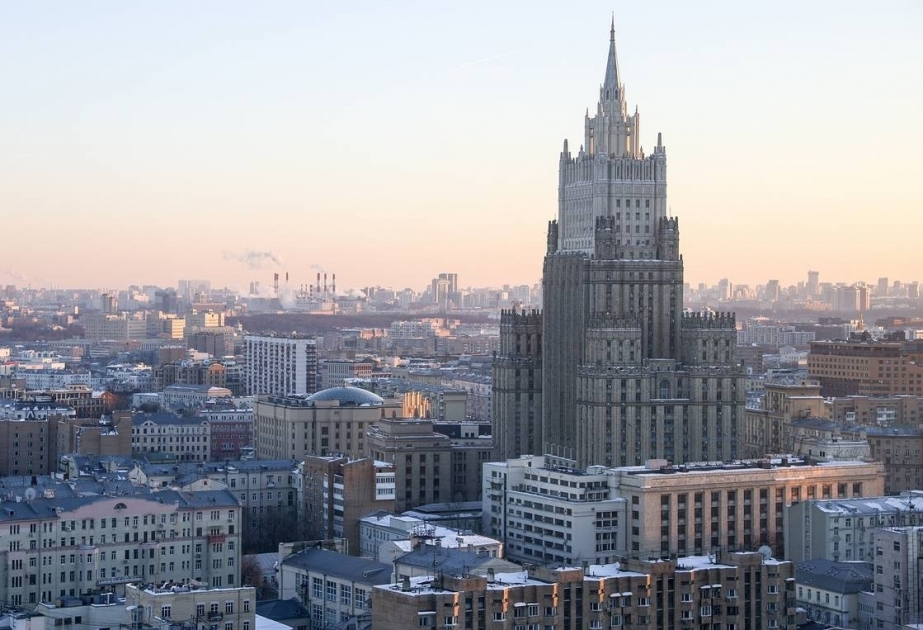 Im russischen Außenministerium aktuelle Lage auf Latschin-Straße erörtert