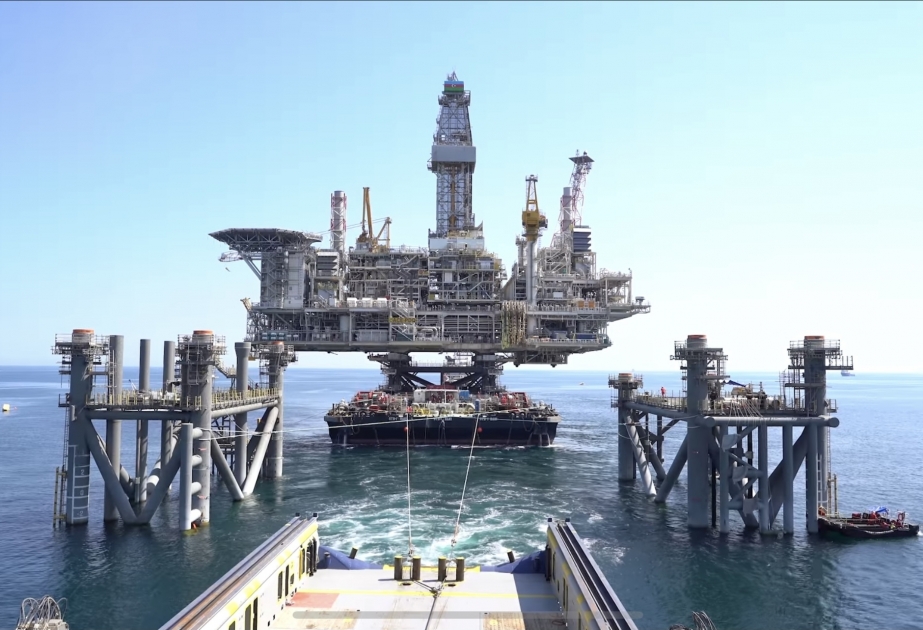 ACE platform topsides unit installed on top of ACE platform jacket